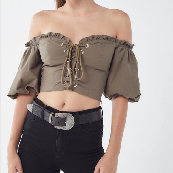 I.AM.GIA | Alya Army Green Puff Sleeve Corset Tie Front Cropped Top - Picture 2 of 9